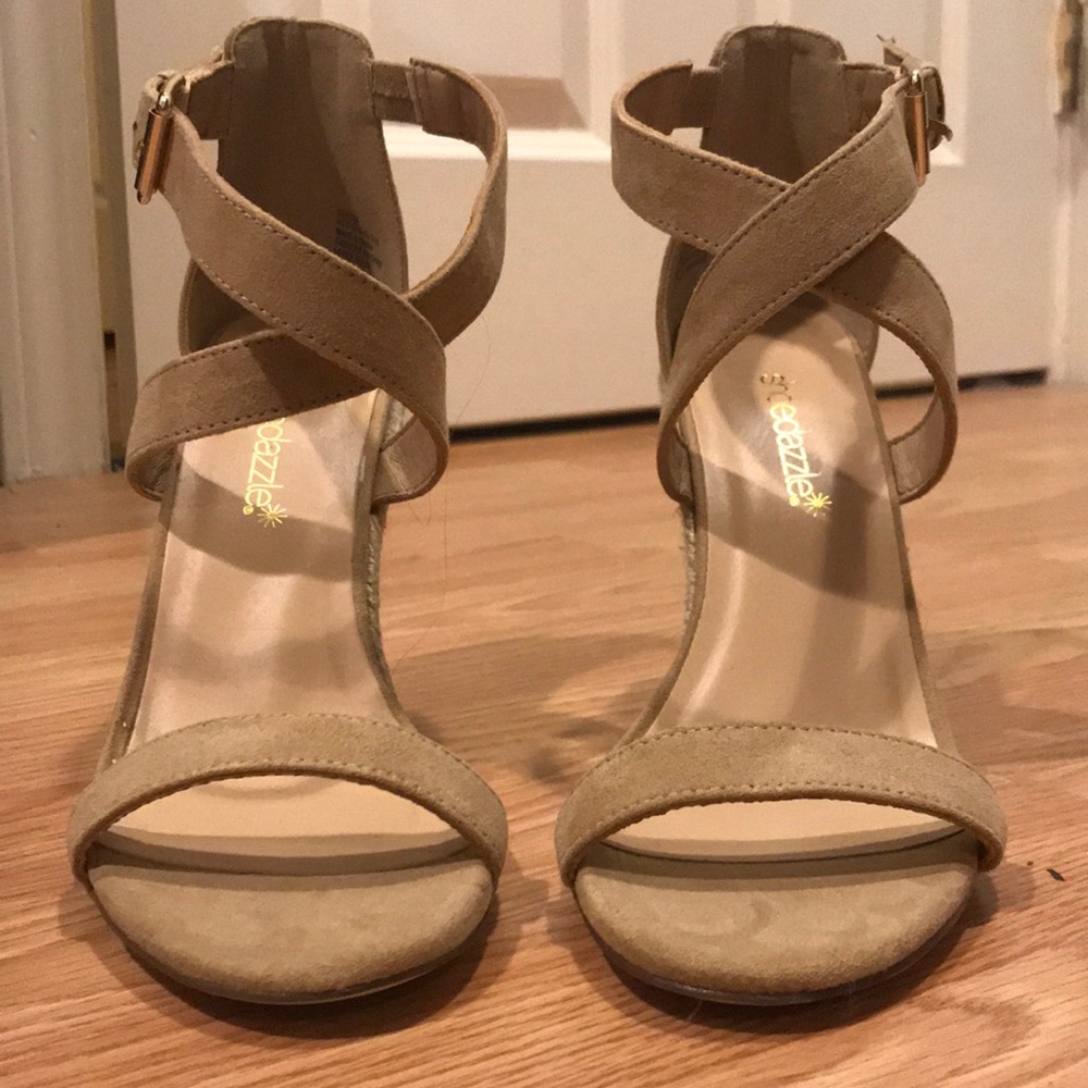 Tan wedges